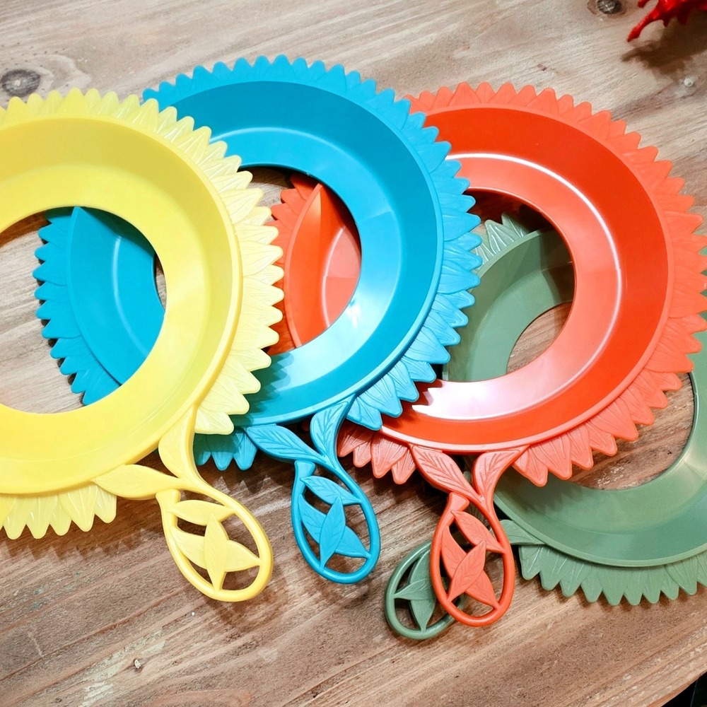 Vintage Plate-Mate No 967 Plastic Paper Plate Holders Set of 4 Sunflower Retro